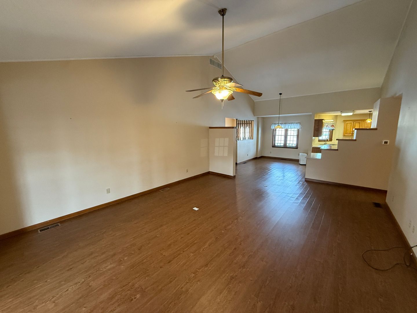 Building Photo - 5050 S 700 E-57