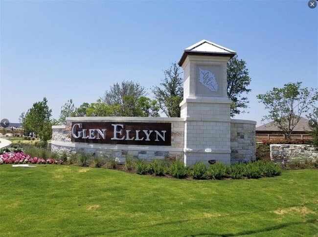 Building Photo - 18426 Stevie Ray Dr