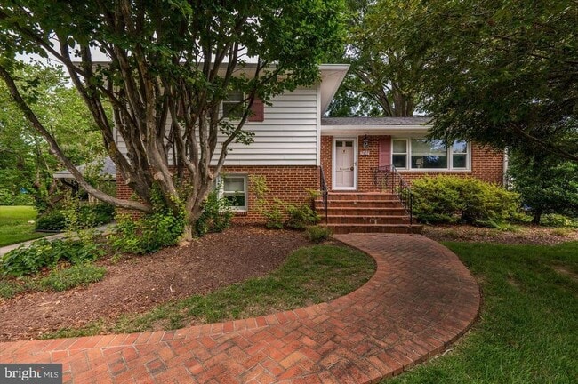 Primary Photo - 7107 Tyndale St