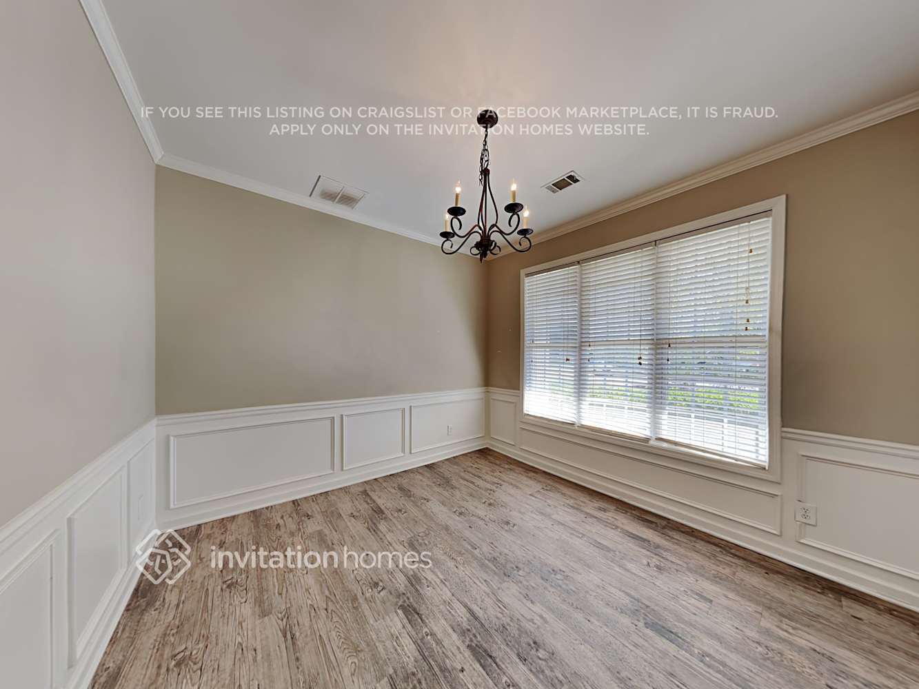 Building Photo - 8920 Watersedge Ct