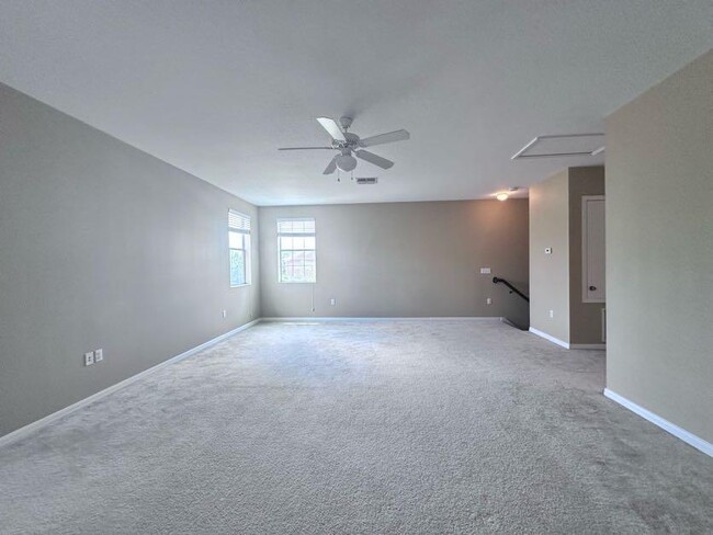 Building Photo - 15247 Montesino Dr