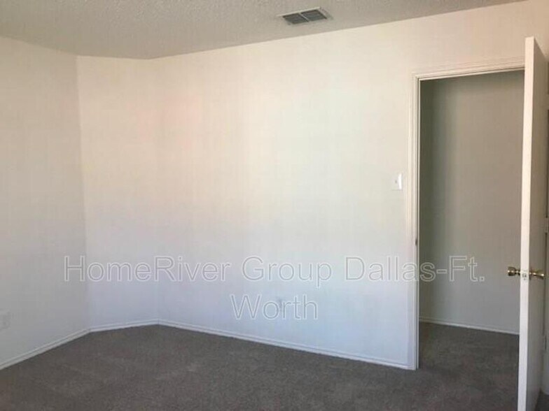 Building Photo - 11829 Balliol Ln