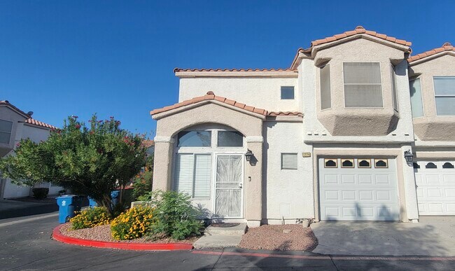 Building Photo - 6928 Oyster Shell Dr