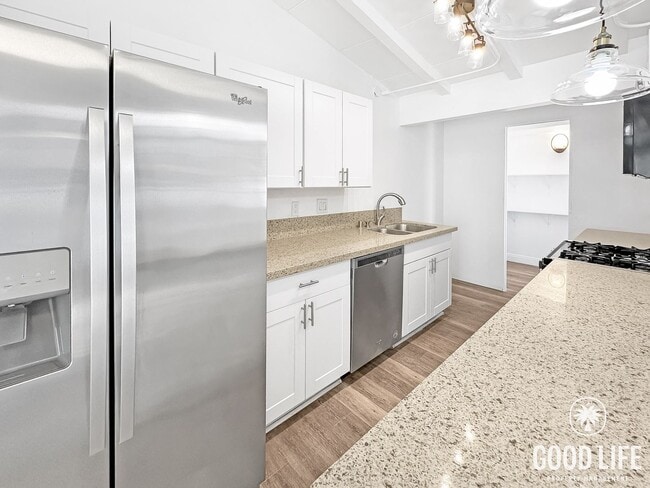 Building Photo - Spacious 4-Bed, 2-Bath Anaheim Duplex with Modern Amenities & Large Backyard + Assigned Parking