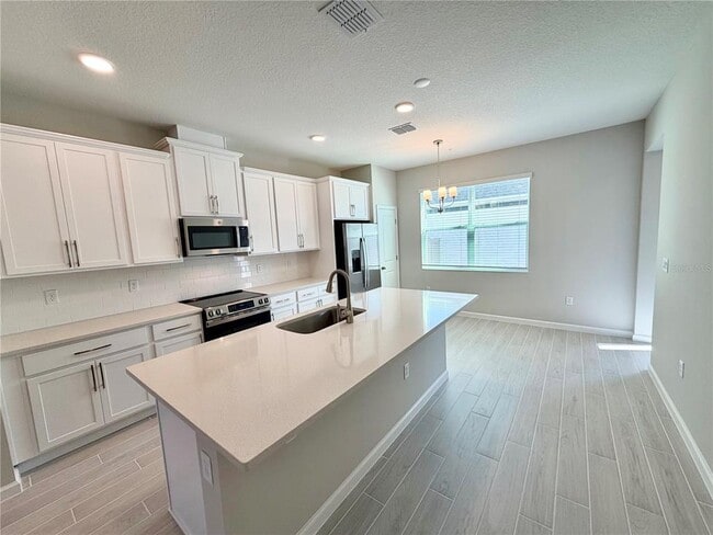 Building Photo - 346 Lady Palm St