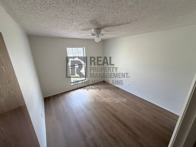 Building Photo - 6508 Drexel Rd