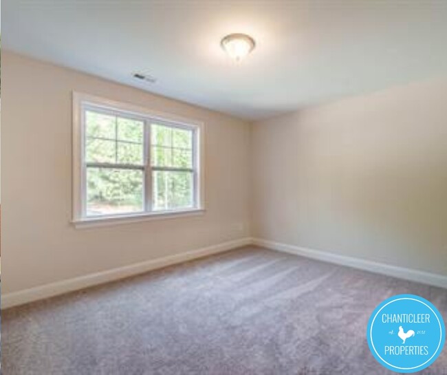 Building Photo - 605 Chapel Ridge Dr