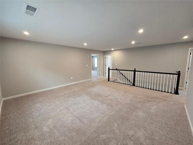 Building Photo - 196 Catalpa Grv