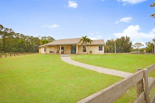 Building Photo - 18080 Sycamore Dr W