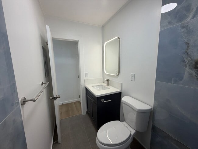 Building Photo - 509 Kawainui St