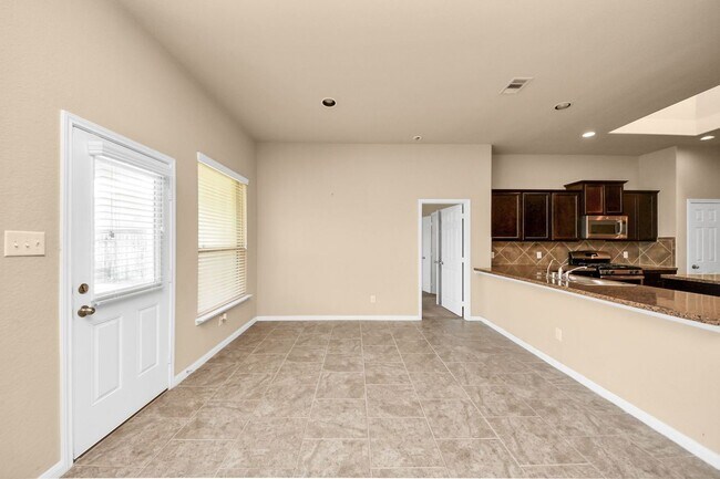 Building Photo - 3003 Emily Vista Ln
