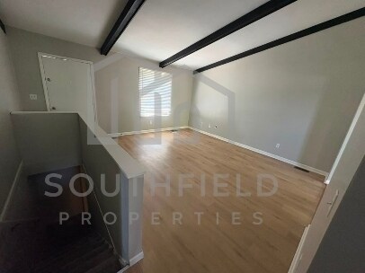 Building Photo - 3 Bedroom, 2.5 Bath with Finished Basement