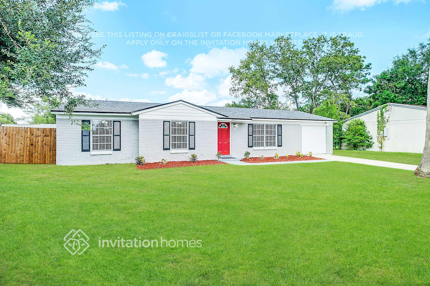 Building Photo - 8127 Kenwood Dr N