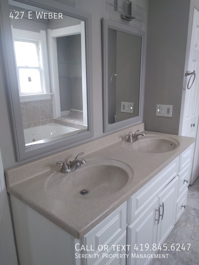 Building Photo - 427 E Weber-