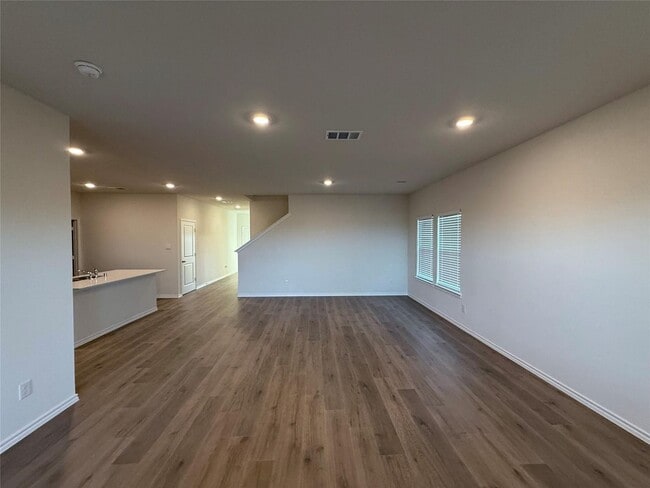 Building Photo - Modern elegance in Josephine........