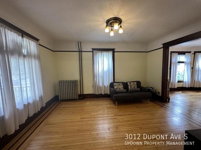 Building Photo - 3012 Dupont Ave S
