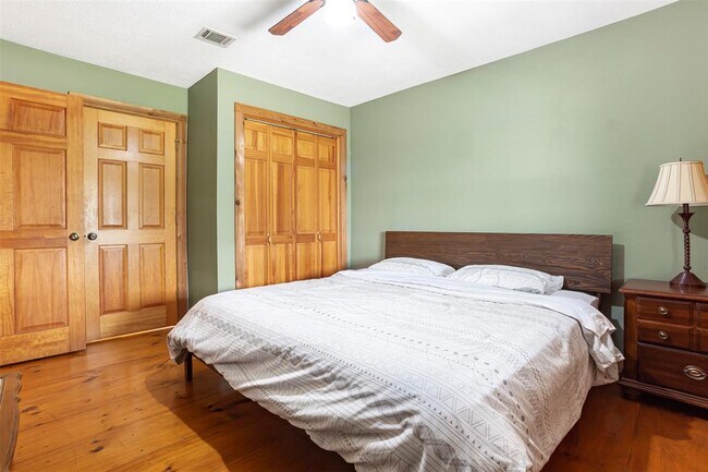 Building Photo - 1700 Co Rd 270