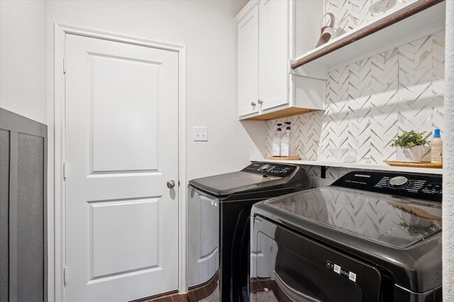 Building Photo - 11240 Ponderosa Trl
