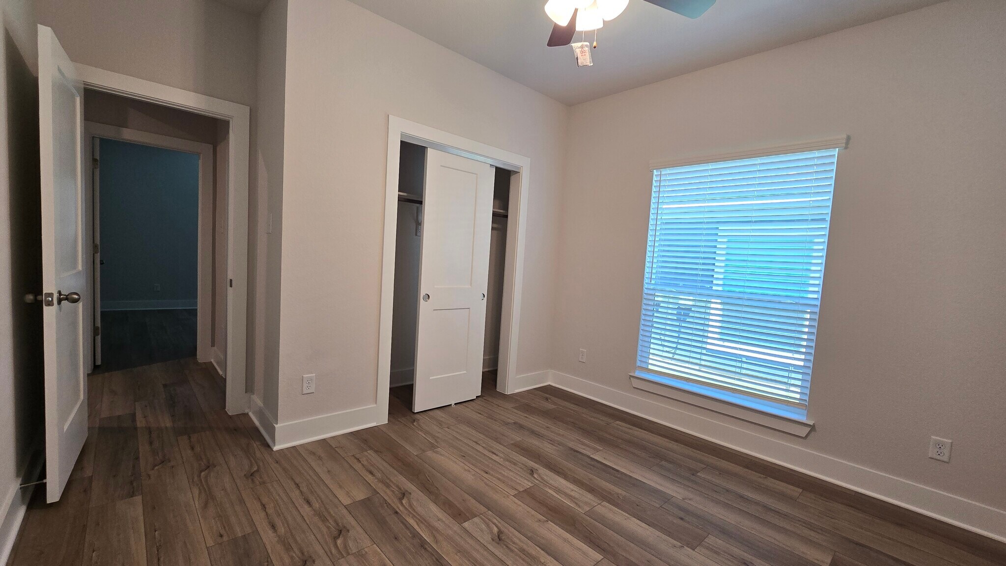 Building Photo - 449 Pipe Creek Dr