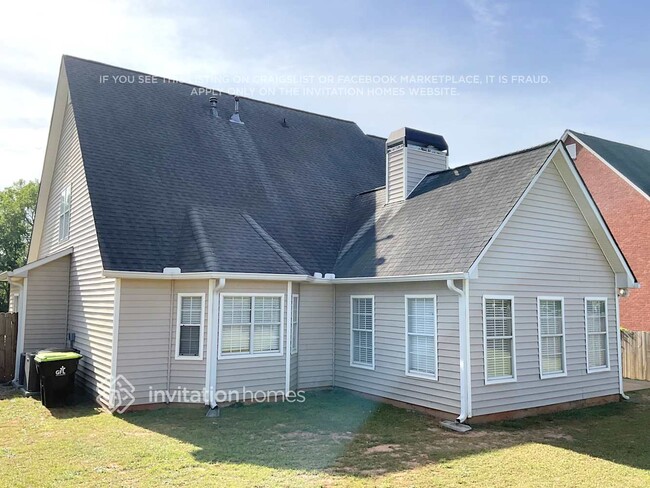 Building Photo - 220 Sunderland Way