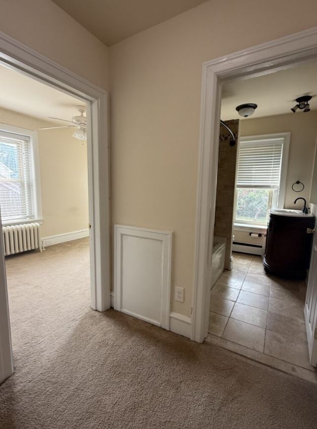 Building Photo - 405 Maple Ave