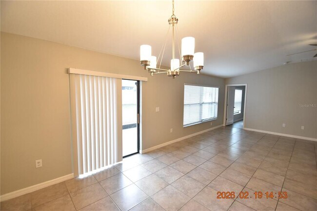 Building Photo - 9610 Sage Creek Dr