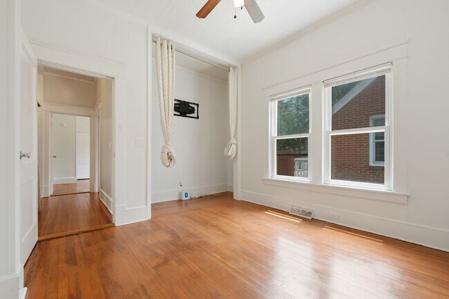 Building Photo - 2726 N Roxboro St