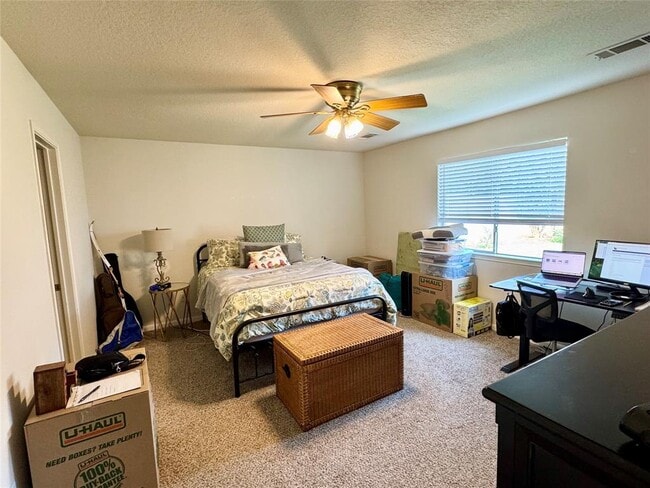 Building Photo - 14218 Cypress Meadow Dr
