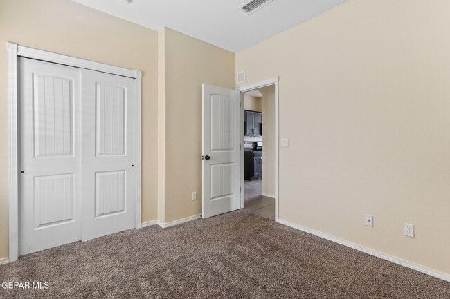 Building Photo - 2101 James White Dr