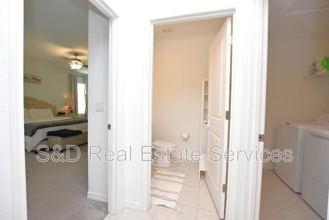 Building Photo - 2767 Red Egret Dr