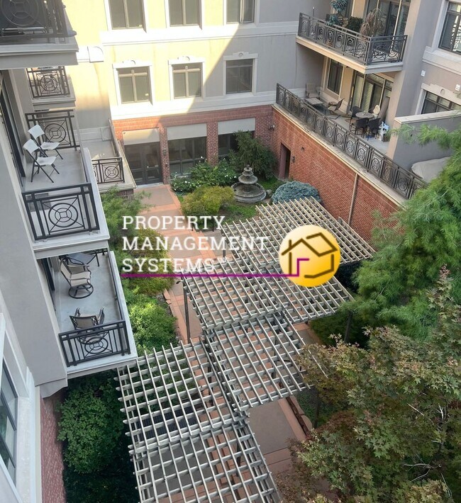 Building Photo - Spacious 2 Bedroom Condo Downtown SLC