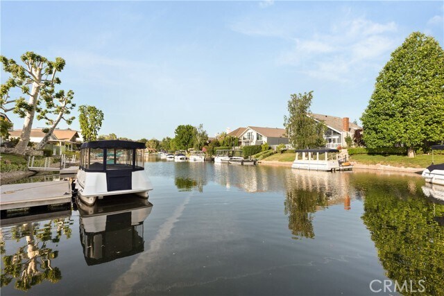 Building Photo - 2567 Oakshore Dr