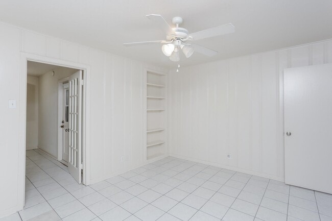 Building Photo - 9753 Tappenbeck Dr