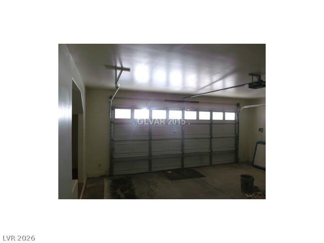 Building Photo - 1101 Cliffbrook Hedge Ave