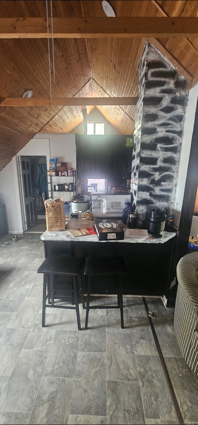 Building Photo - Home