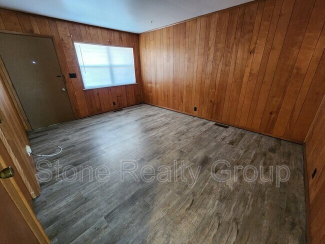 Building Photo - 676 Delaware Ave