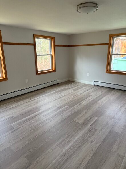 Building Photo - 146 Mormon Hollow Rd