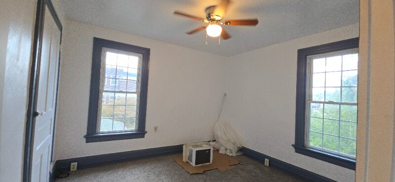 Building Photo - 207 Lincoln Ave