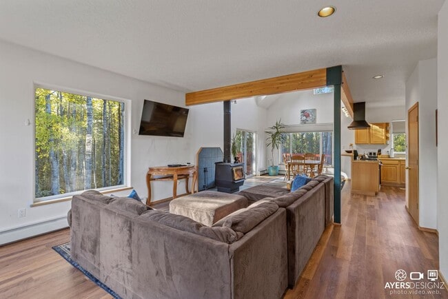 Building Photo - 36800 Lou Morgan Rd