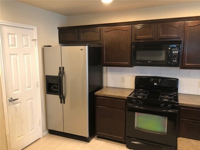 Building Photo - 8537 Shallot Way