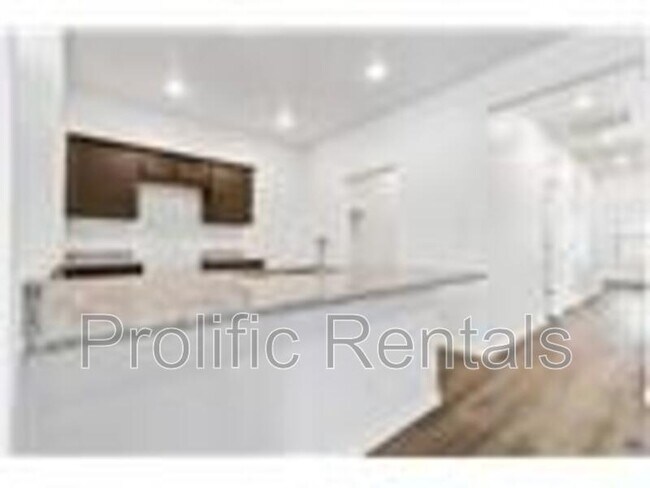 Building Photo - 3509 Abraham Dr