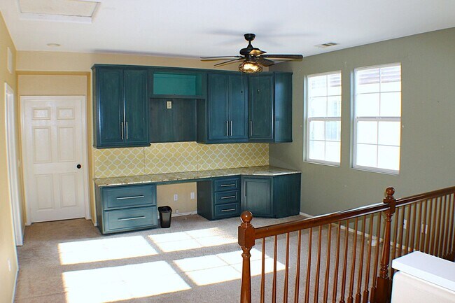 Building Photo - Stunning Temecula Home with Full Solar and...