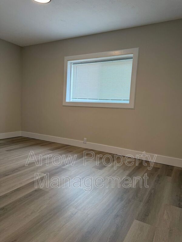 Building Photo - 5702 S St