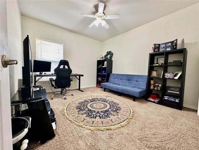 Building Photo - 1947 Fairway Loop