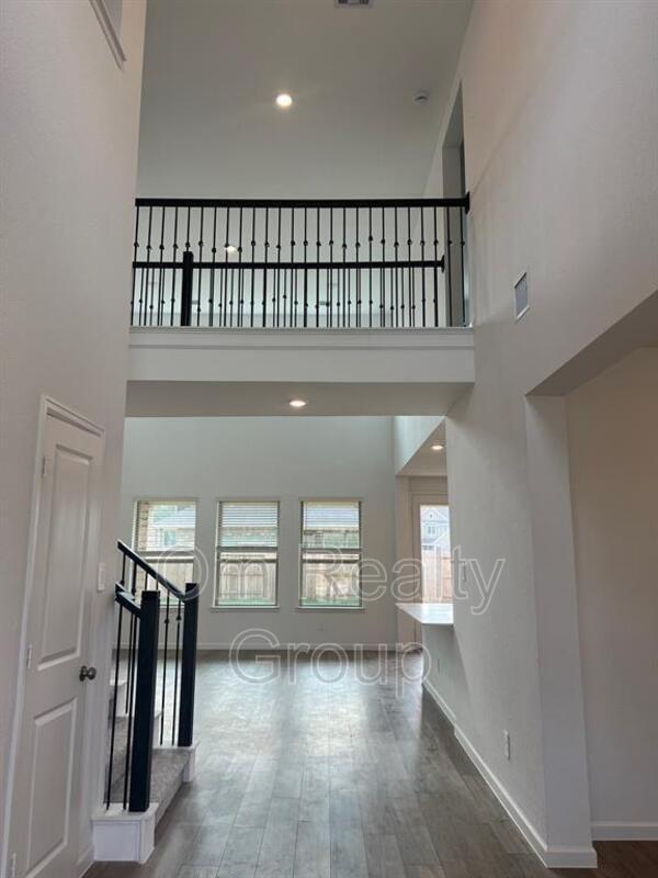 Building Photo - 18204 Saffron Sun St