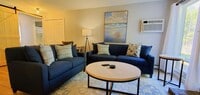 Building Photo - Off-Season Condo at GTR Hilltop Condos