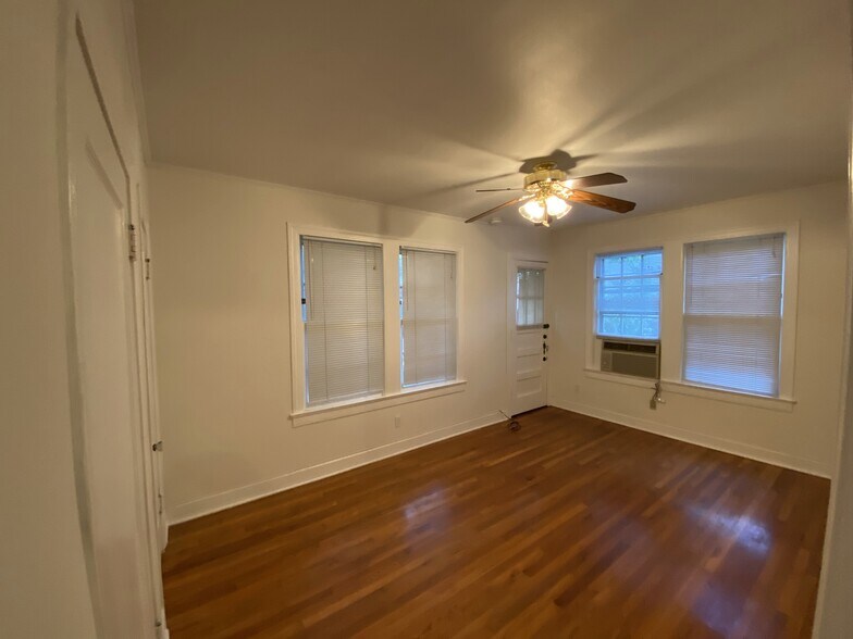 Building Photo - 2517 Harris Blvd