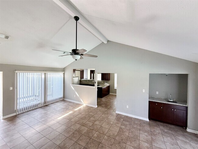 Building Photo - 15914 Mill Hollow Dr