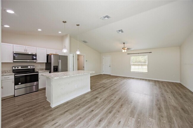 Building Photo - 476 Marion Oaks Pass