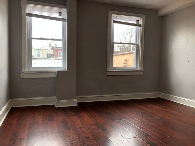 Building Photo - Charming 2 Bedroom/1 Bathroom Townhome in Abell, Baltimore, MD!